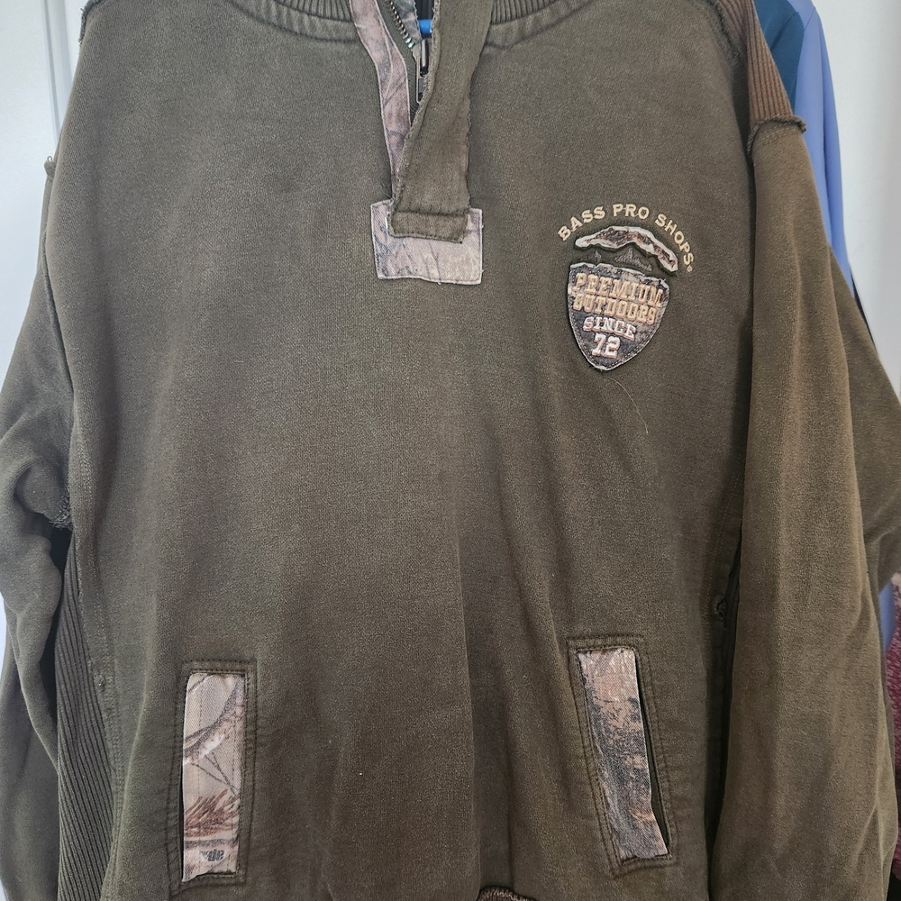 Bass Pro Shops Forest Green Men's Zip-Up Sweater